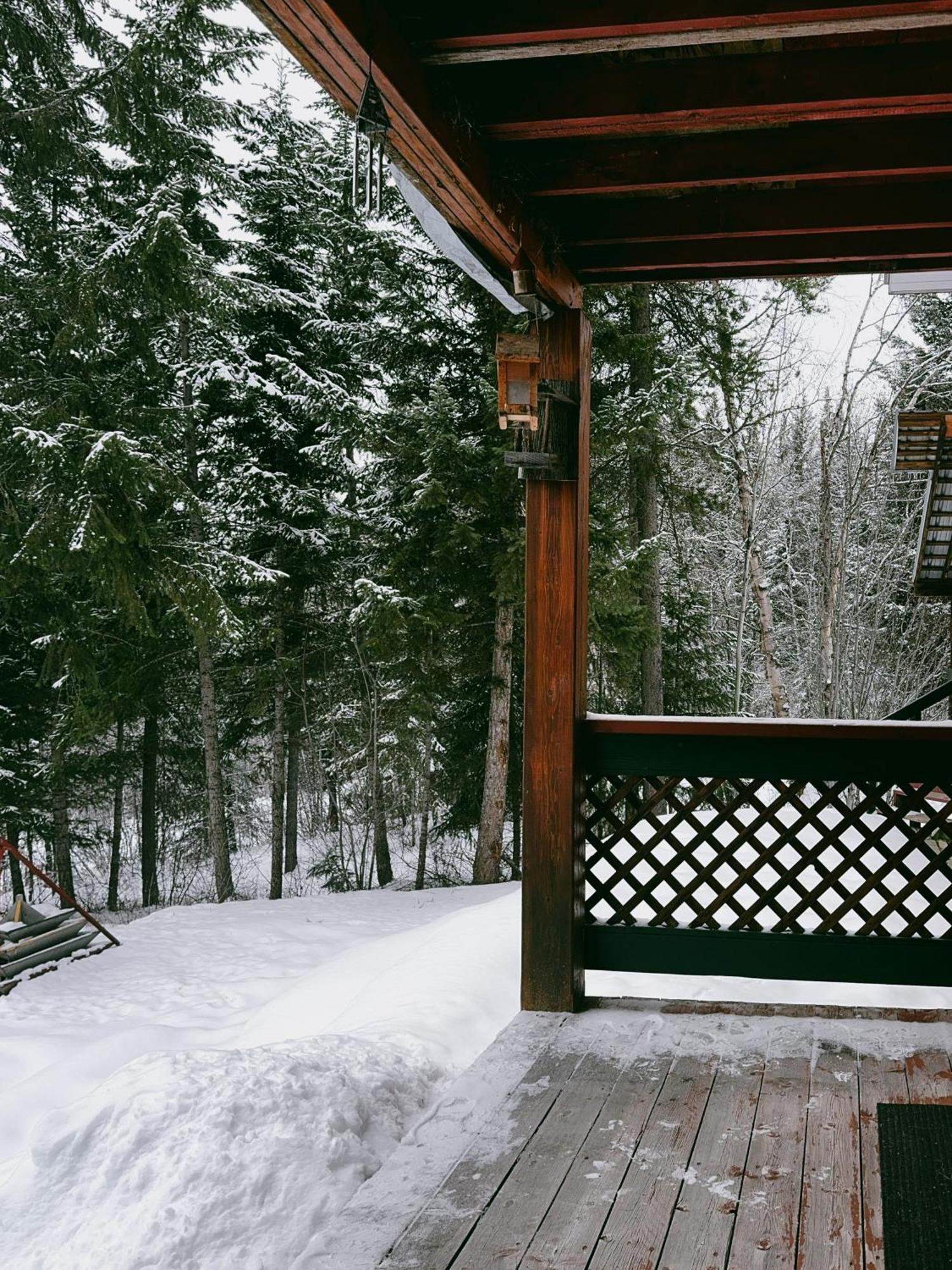 Alpine Meadows Lodge Golden Luaran gambar